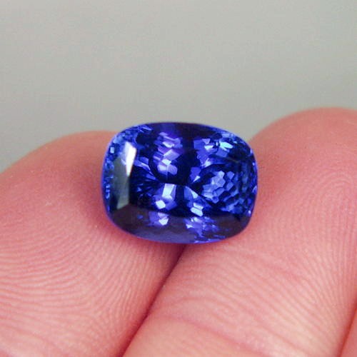 Color and Quality Cushion Cut Blue Tanzanite 7.84ct  Litnon.com