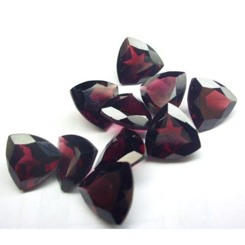 Lot Calibrated Orissa Garnets  Litnon.com
