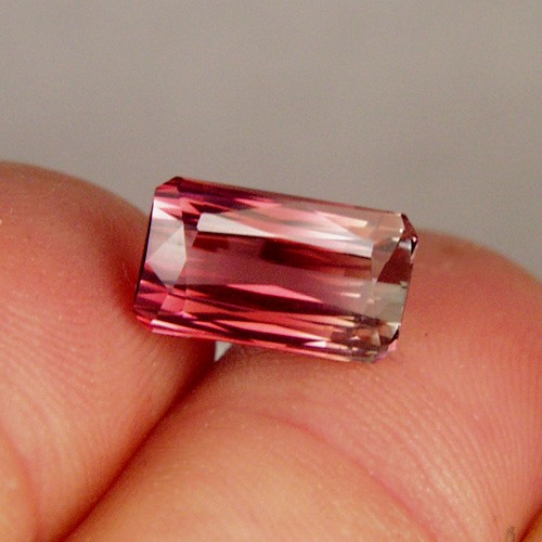  Bright & Clean Red - Pink Afghan Tourmaline 4.22 ct  Litnon.com