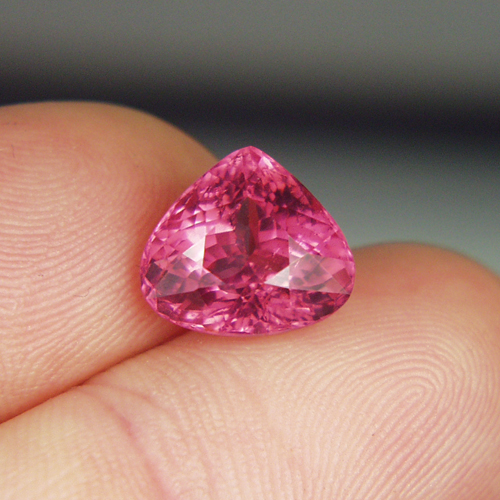Color Fine Hot Pink Tourmaline Afghanistan 5.84 ct  Litnon.com
