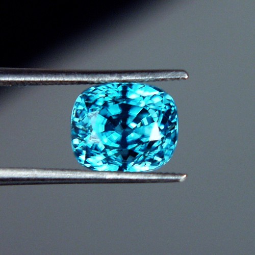 Special Color and Quality Blue Zircon Cambodia 4.68ct  Litnon.com