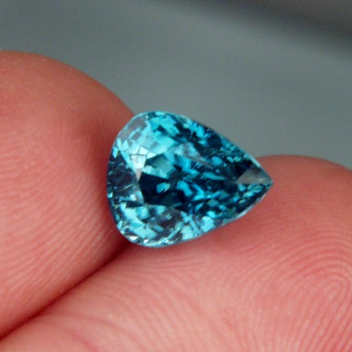 Special Color and Quality Blue Zircon Cambodia 6.16ct  Litnon.com