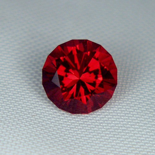 Premier Quality Special Stop Light Red Oregon Sunstone  Litnon.com