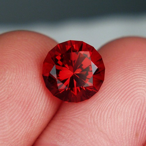 Premier Quality Special Stop Light Red Oregon Sunstone  Litnon.com
