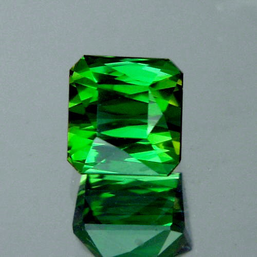 Fine Color and Bright Green Tourmaline Nigeria 7.13 ct  Litnon.com
