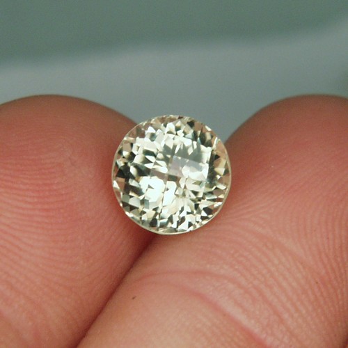 Head Light Bright Rare Yellow Sillimanite 3.59 ct  Litnon.com