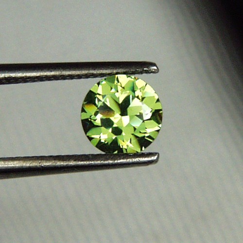  Top Quality Gem Brilliant Russian Demantoid Garnet  Litnon.com