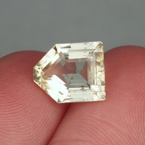  Bright Yellow Tanzanian Golden Scapolite 5.23ct  Litnon.com