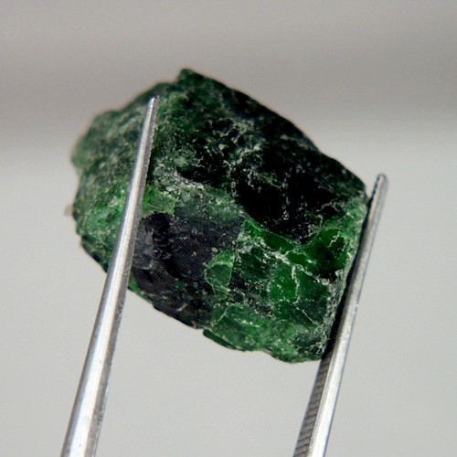 Quality Chrome Diopside Facet Rough Siberia 29.93ct  Litnon.com