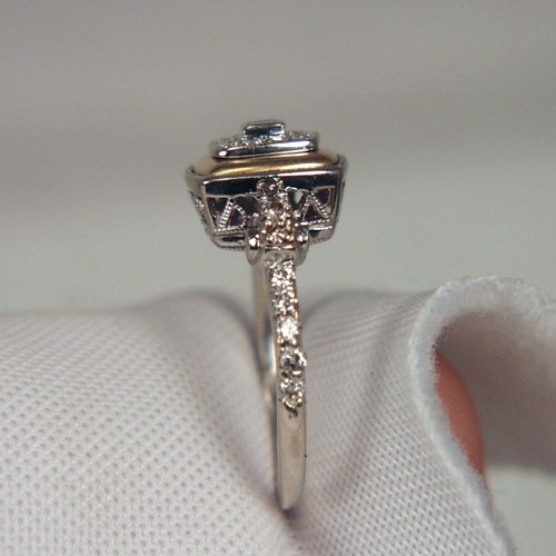 Antique ~ Vintage 18 kt European Cut Diamond Ring  Litnon.com