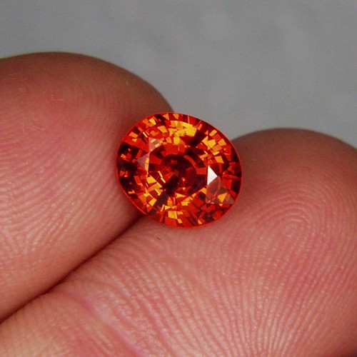 Color and Fire Spessartite Garnet Nigeria 3.13 ct  Litnon.com