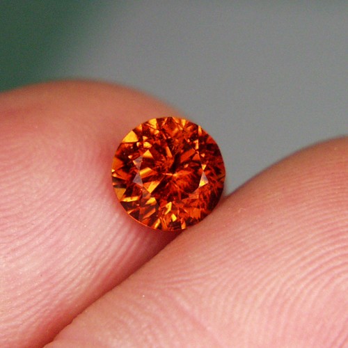 Brilliant Color Ceylon Grossular Garnet 1.46 ct  Litnon.com