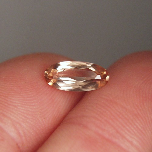  Rare Peach Golden Precious Topaz Russia  Litnon.com