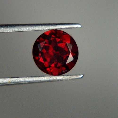 Rare Arizona Chrome Pyrope Ant Hill Garnet 6 mm  Litnon.com