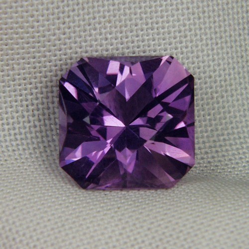 Top Cut and Bright Natural Amethyst Brazil9.92 ct  Litnon.com