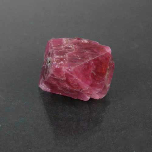 Double terminated Pink Vietnam Spinel Crystal Vietnam 23.70ct  Litnon.com