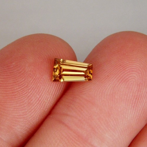  Top Cut Natural Honey Zircon Tanzania 1.60 ct  Litnon.com