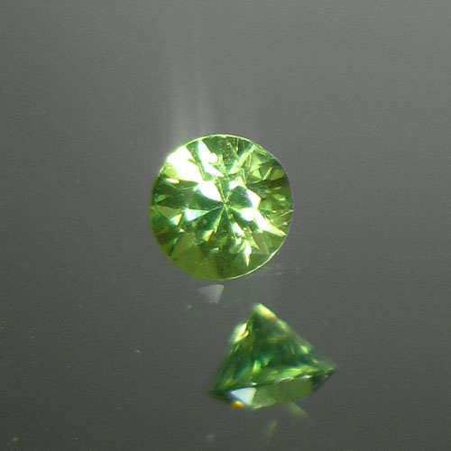 Bright and Pretty Natural Demantoid Garnet Namibia  Litnon.com