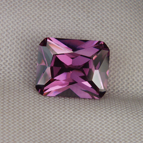 Fine Cutting! Intense Purple Cubic Zirconia  Litnon.com