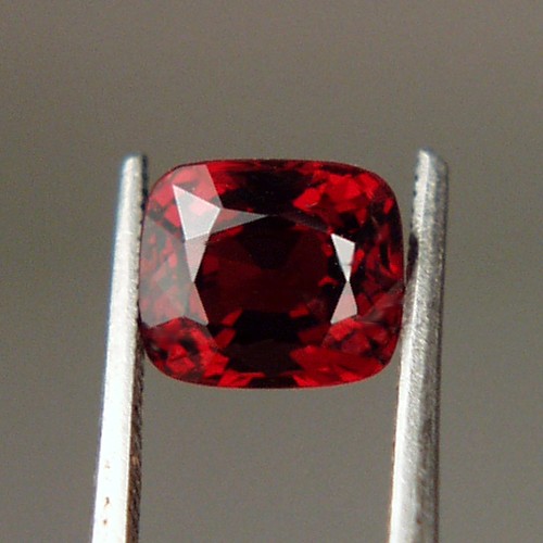 Deep Blood Red South East Asia Spinel  Litnon.com