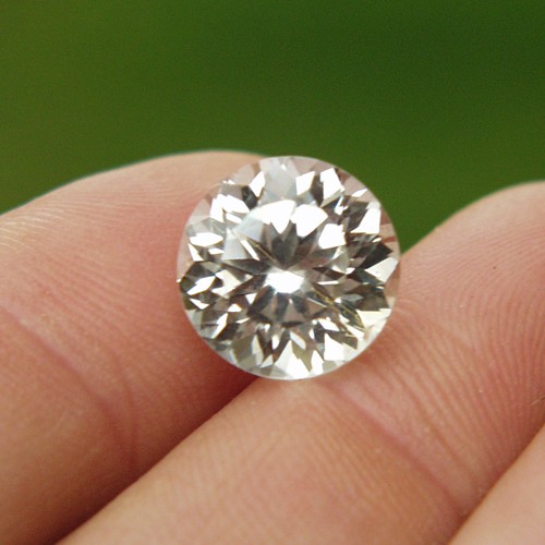 Top Cutting HUGE and Natural White Ceylon Sapphire 10.94ct  Litnon.com