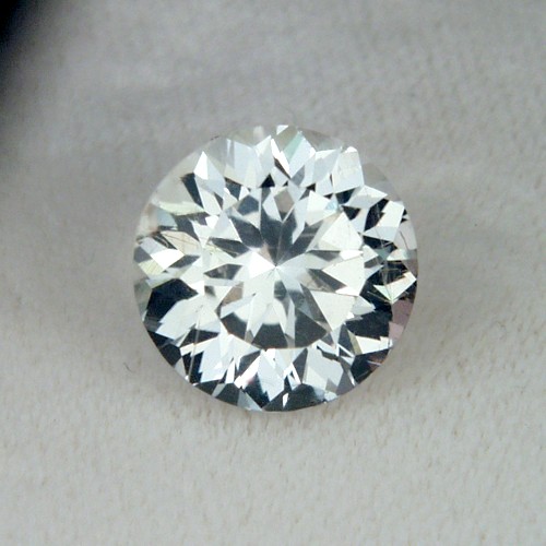 Top Cutting HUGE and Natural White Ceylon Sapphire 10.94ct  Litnon.com