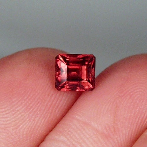 USA Cut Hot Red - Pink Tourmaline Afghanistan 1.55 ct  Litnon.com