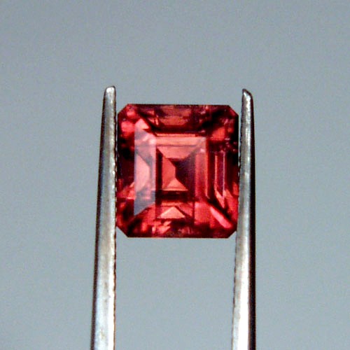 USA Cut Hot Red - Pink Tourmaline Afghanistan 1.55 ct  Litnon.com