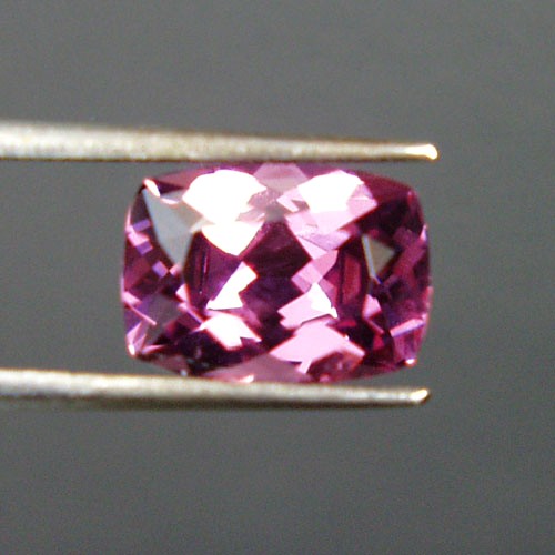  Special Color Pink Namya Spinel 2.31ct  Litnon.com
