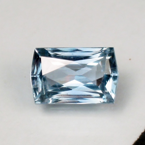 Unheated Light Blue Montana Sapphire 3.05 ct  Litnon.com