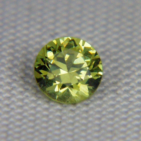 Brilliant Top Cut Natural Russian Demantoid Garnet GL Litnon.com