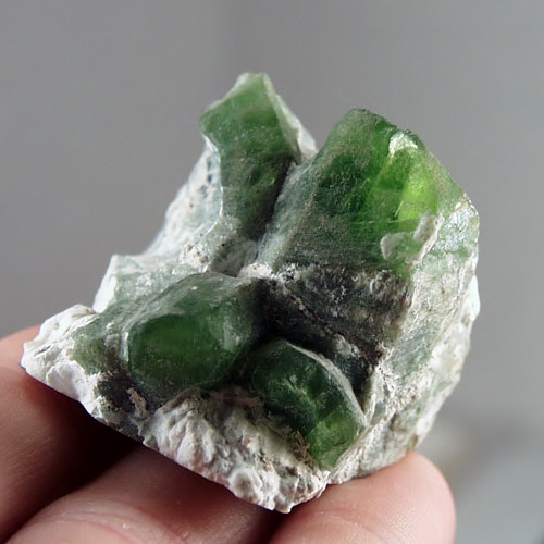Fine Peridot Crystal Mineral Specimen Pakistan  Litnon.com