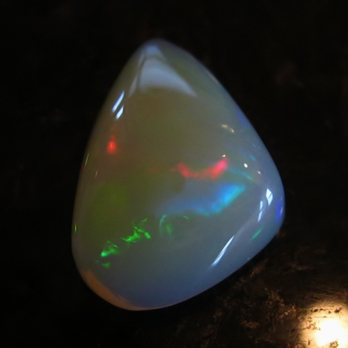 Huge Top Gem Quality Welo Opal Ethiopia 22.44 cts  Litnon.com