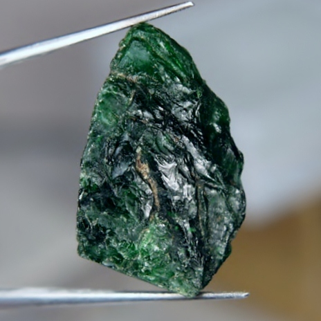Quality Chrome Diopside Facet Rough Siberia 41.23ct  Litnon.com