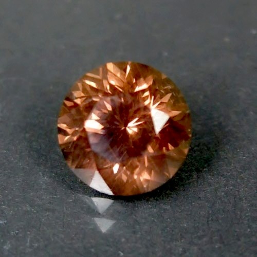 Huge and Rare Color Change Garnet Kenya 4.61 ct  Litnon.com