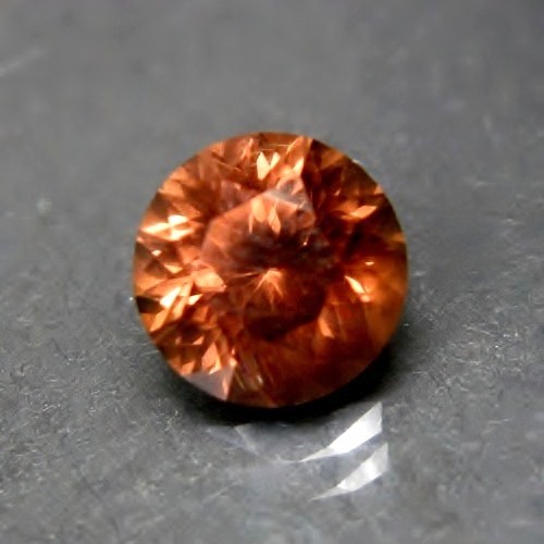 Huge and Rare Color Change Garnet Kenya 4.61 ct  Litnon.com