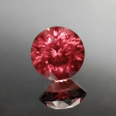Huge and Rare Color Change Garnet Kenya 4.61 ct  Litnon.com