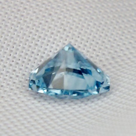 Nice Color and Bright Aquamarine Nigeria 1.67ct  Litnon.com