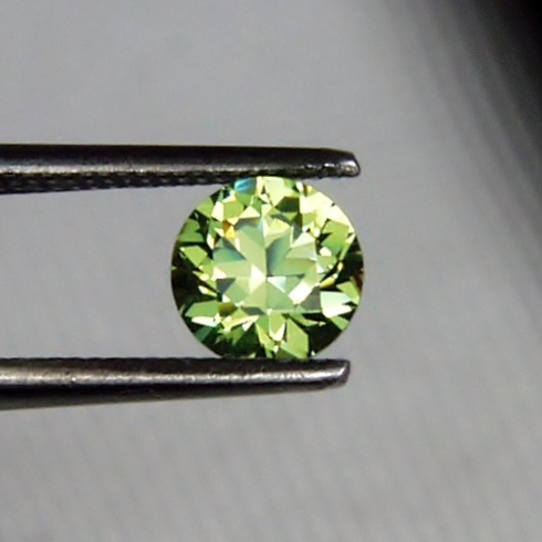 Top Quality Gem Brilliant Russian Demantoid Garnet  Litnon.com