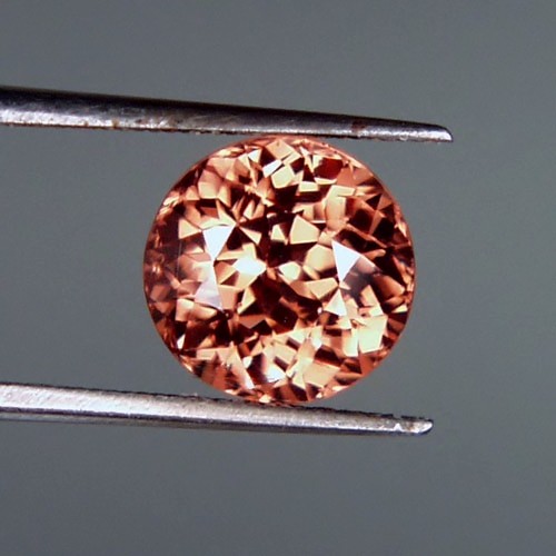 New Find Copper Pink Same Zircon Tanzania 4.35 ct  Litnon.com