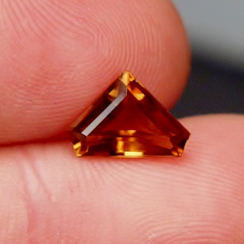  Amber Orange Natural Honey Zircon Tanzania   Litnon.com
