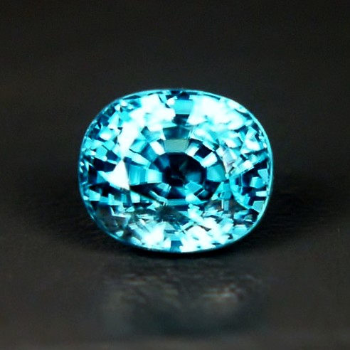 Flawless Quality Gem Blue Zircon Cambodia 5.86 ct  Litnon.com