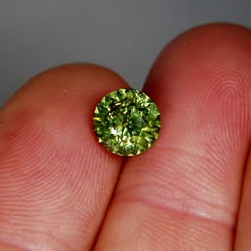 Top Cut and Big Color Change Demantoid Garnet Namibia  Litnon.com