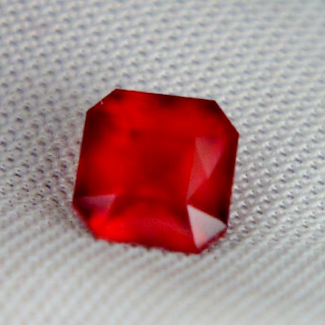 Glowing Color Grossular Garnet Tanzania 2.17ct  Litnon.com
