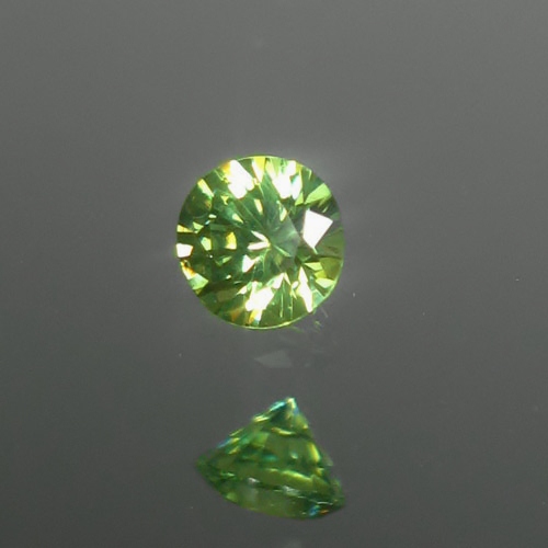 Bright and Pretty Natural Demantoid Garnet Namibia  Litnon.com