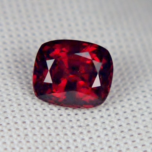 Deep Blood Red South East Asia Spinel 1.63 ct  Litnon.com