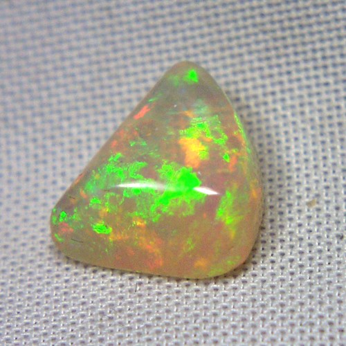 Superior Quality Welo Opal Ethiopia 5.08ct  Litnon.com