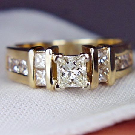 Quality Diamonds Princess Cut 14 kt Diamond Ring  Litnon.com