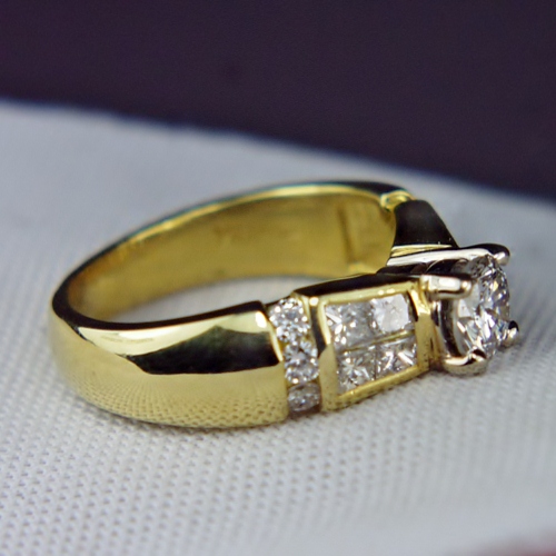 Quality Diamonds F-G Color 18 kt Diamond Ring  Litnon.com