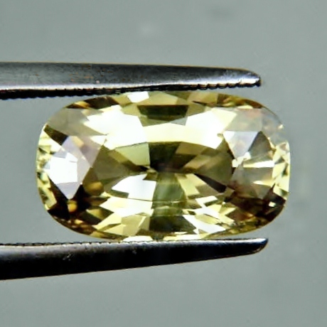Bright and Clean Yellow Chrysoberyl Sri Lanka 2.64 ct  Litnon.com